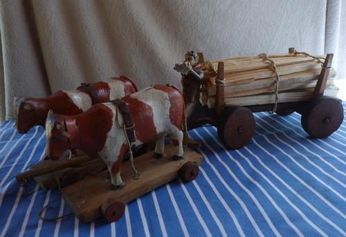 Uralte ochsen fuhrwerk - ,