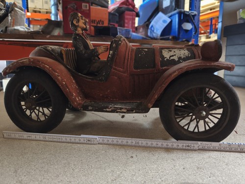 Vintage auto aus holz - aus,