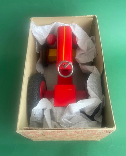 Steiff holzfahrzeug traktor - steiff,