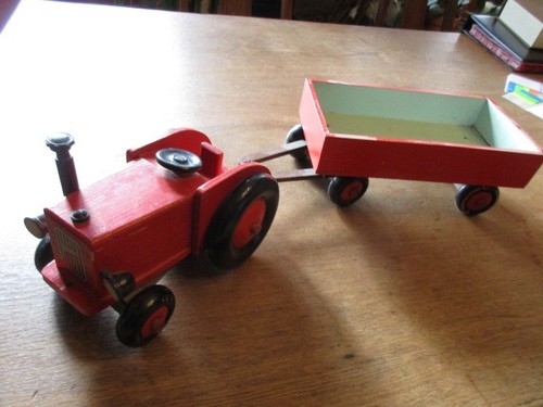 Traktor mit hänger holz firma - traktor,