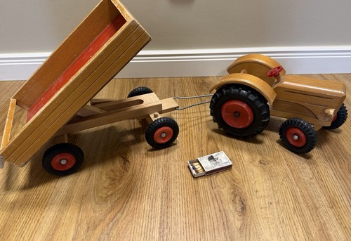 Traktor mit hänger - traktor,