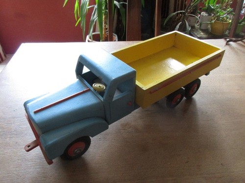 Lkw der firma efro - lkw,