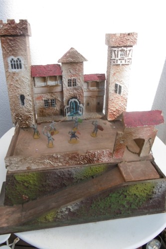 Alte burg ritterburg holz - burg, u